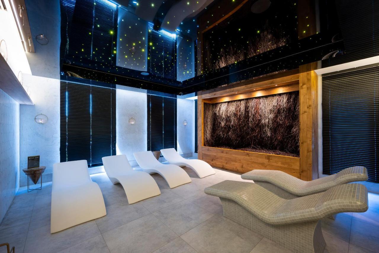 Holiday Golden Resort & Spa Łazy エクステリア 写真