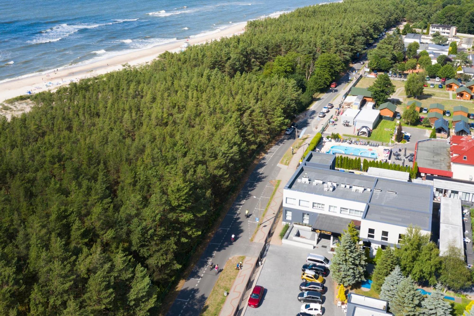 Holiday Golden Resort & Spa Łazy エクステリア 写真